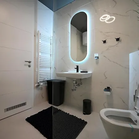 Daire Clover - Moonlight *