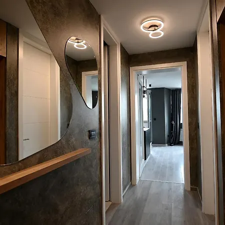 Apartment Clover - Moonlight