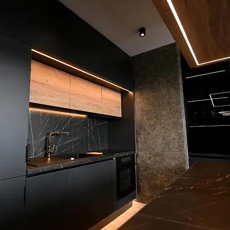 Clover - Moonlight * Sarajevo