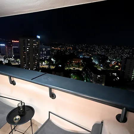 Clover - Moonlight Apartment *